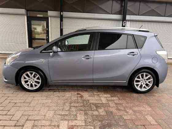 Toyota Verso Turtkul