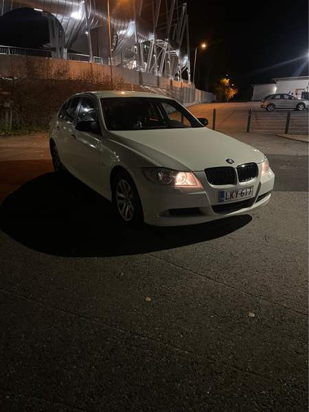 BMW 318 Хювинкяя - изображение 3