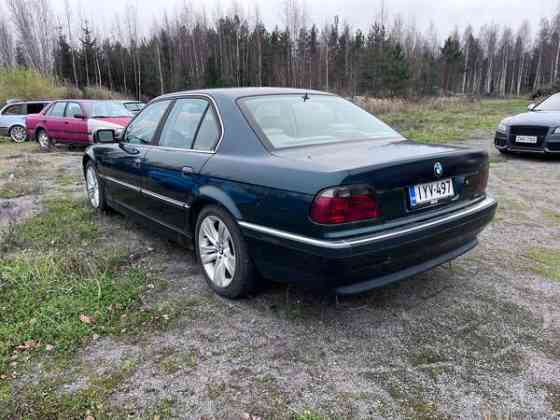 BMW 740 Raasepori
