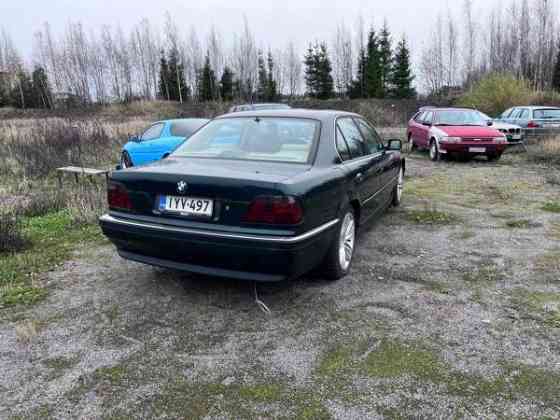 BMW 740 Raasepori