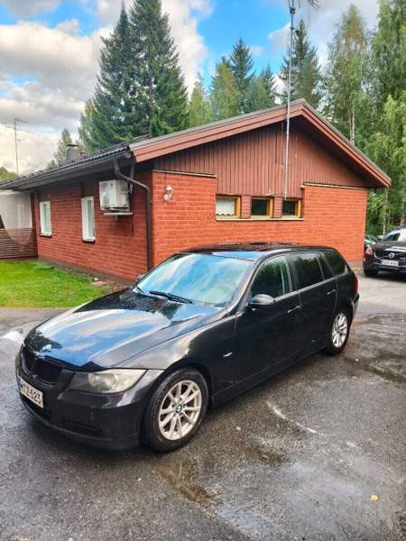 BMW 320 Nurmes - valokuva 4