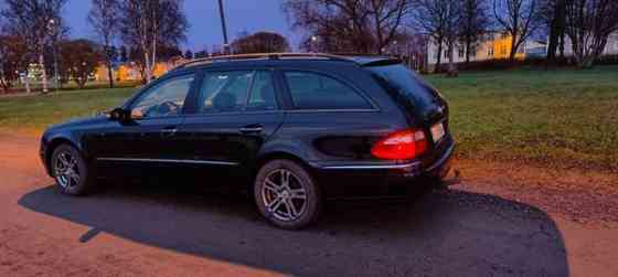 Mercedes-Benz E Raahe