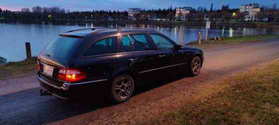 Mercedes-Benz E Raahe