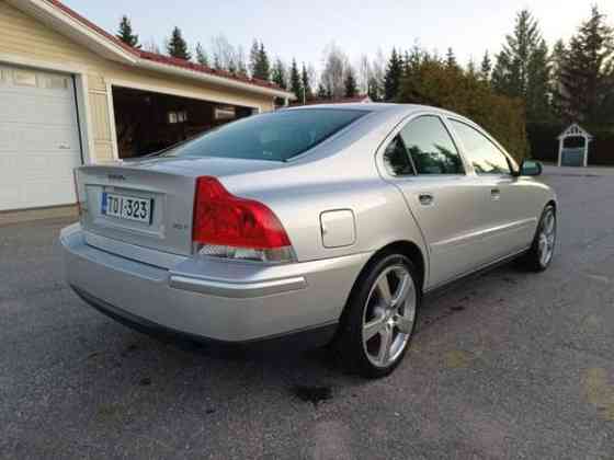 Volvo S60 Sredneuralsk