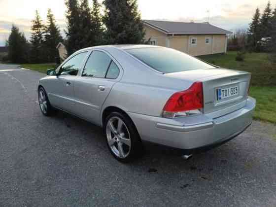Volvo S60 Sredneuralsk
