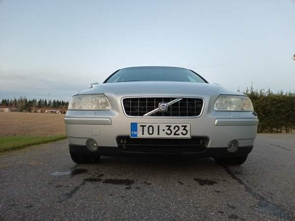 Volvo S60 Sredneuralsk - valokuva 5
