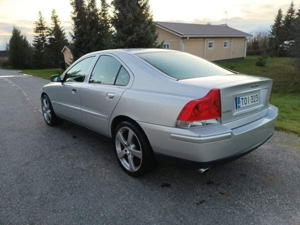 Volvo S60 Sredneuralsk - valokuva 4