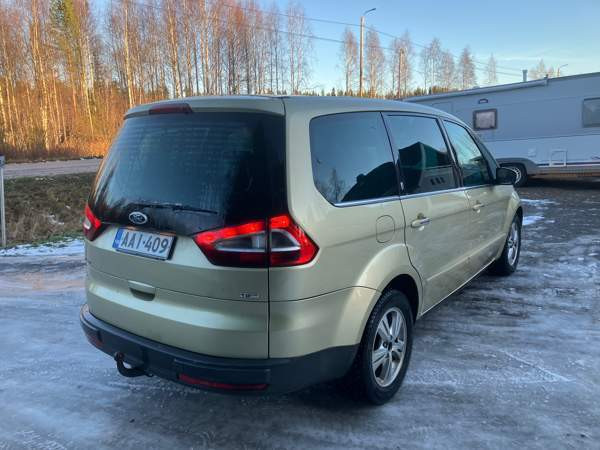Ford Galaxy Каяни - изображение 6