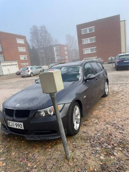 BMW 320 Iisalmi - valokuva 1