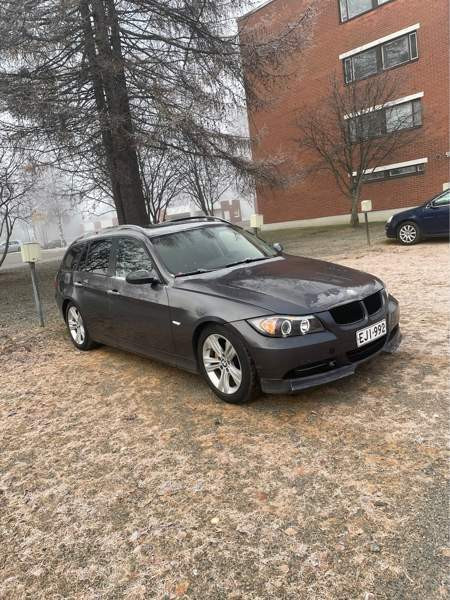 BMW 320 Iisalmi - valokuva 2