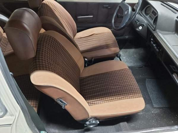 Ford Fiesta Холлола - изображение 8