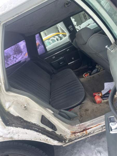 Pontiac Parisienne Rovaniemi - photo 3