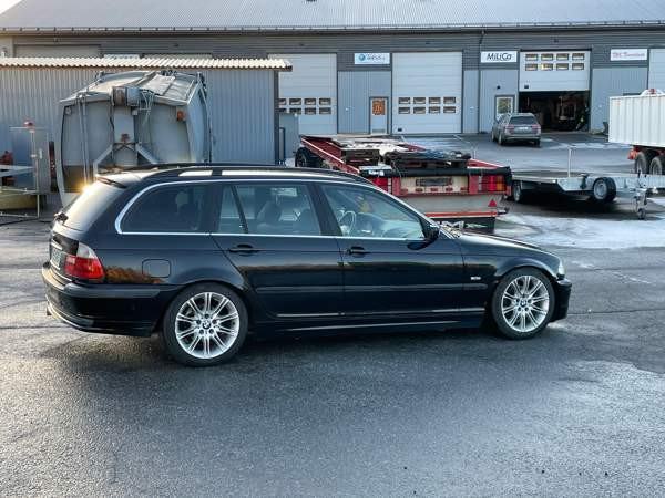 BMW 320 Kruunupyy - valokuva 6