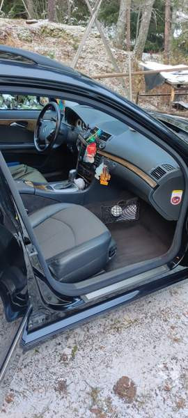 Mercedes-Benz E Yläne - valokuva 8