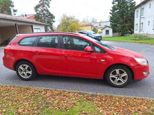 Opel Astra Kristiinankaupunki - valokuva 3