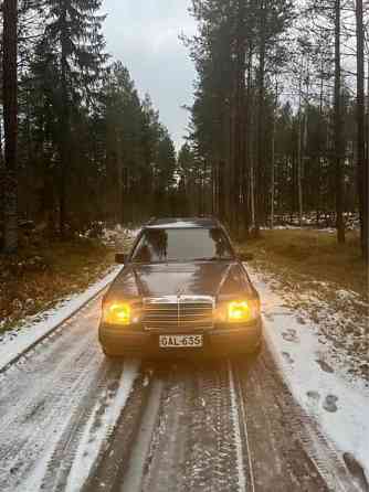 Mercedes-Benz 230 Karstula