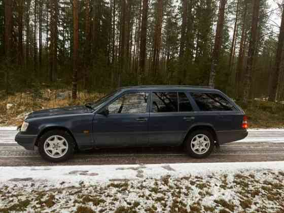 Mercedes-Benz 230 Karstula