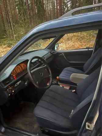 Mercedes-Benz 230 Karstula