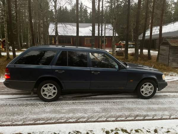 Mercedes-Benz 230 Karstula - photo 4