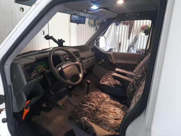 Volkswagen Transporter Jyväskylä - valokuva 8