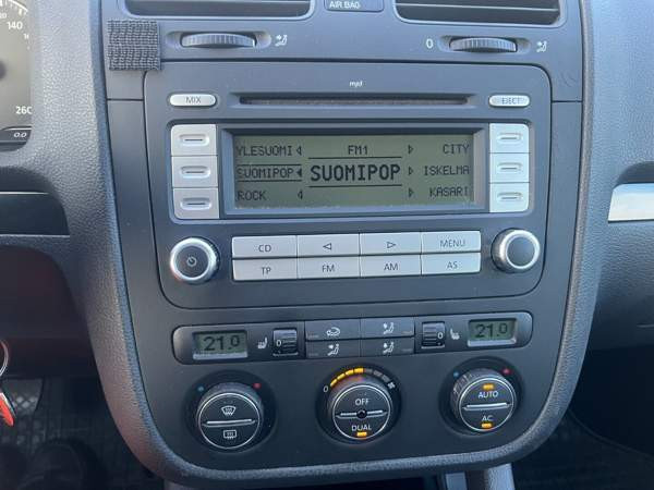 Volkswagen Golf Hausjärvi - valokuva 6