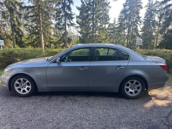 BMW 523 Turtkul - valokuva 4