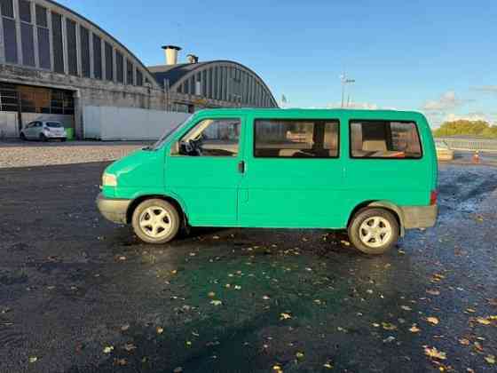 Volkswagen Caravelle Нурмиярви