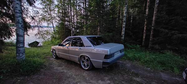 Mercedes-Benz 190 Pihtipudas - изображение 2