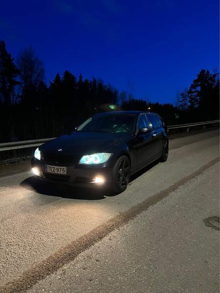 BMW 320 Чукотский АО - изображение 2