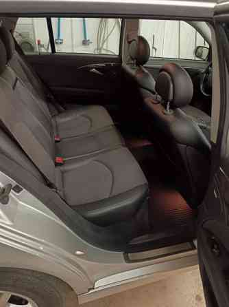 Mercedes-Benz E Veteli