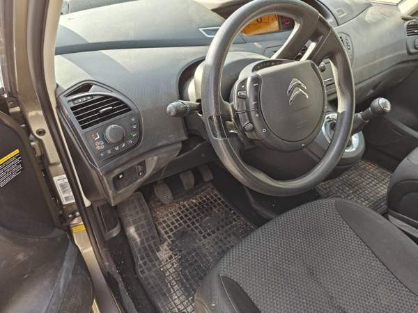 Citroen C4 Picasso Sarov - valokuva 8