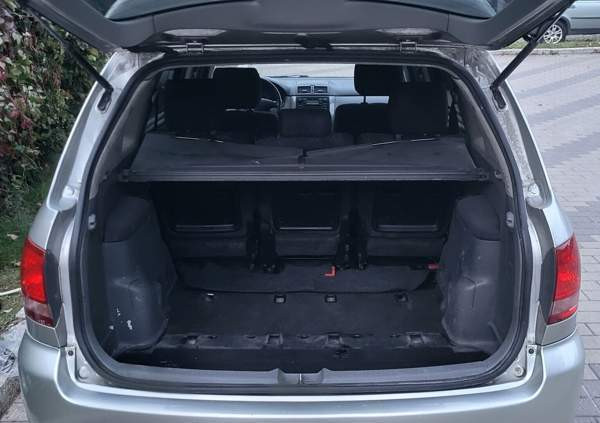 Toyota Avensis Verso Helsinki - photo 5