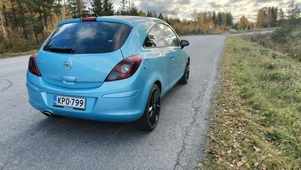 Opel Corsa Лемпяаля - изображение 8