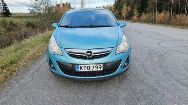 Opel Corsa Лемпяаля - изображение 3