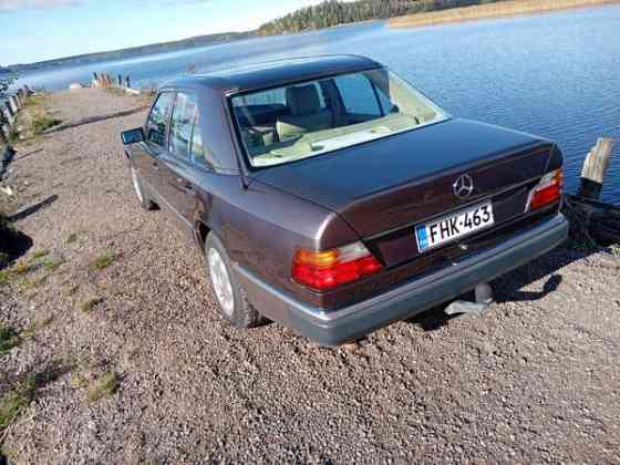 Mercedes-Benz 260 Valkeala