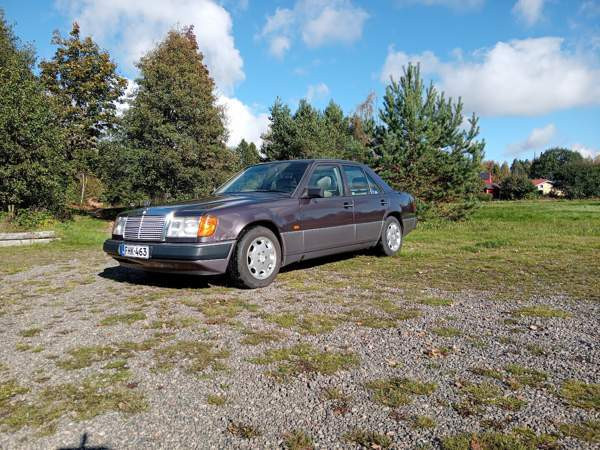 Mercedes-Benz 260 Valkeala - photo 2