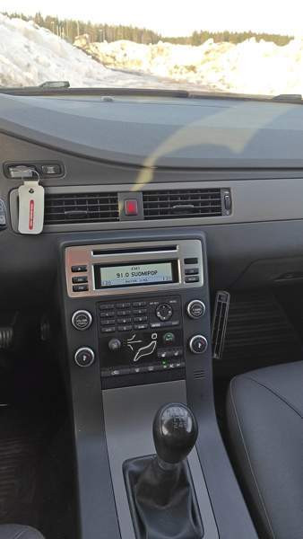 Volvo V70 Pirkkala - valokuva 7