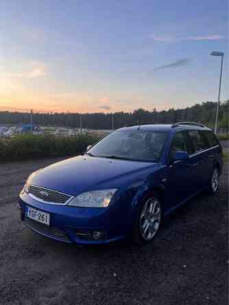 Ford Mondeo Ugleural'skiy