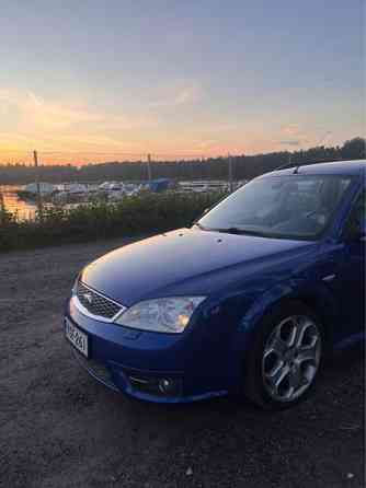 Ford Mondeo Ugleural'skiy