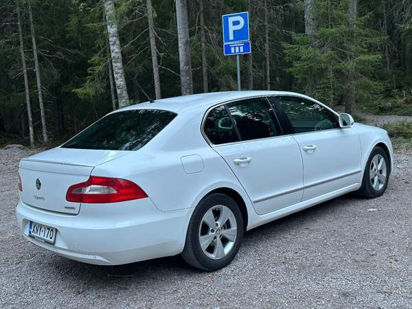 Skoda Superb Hämeenkyrö - изображение 2