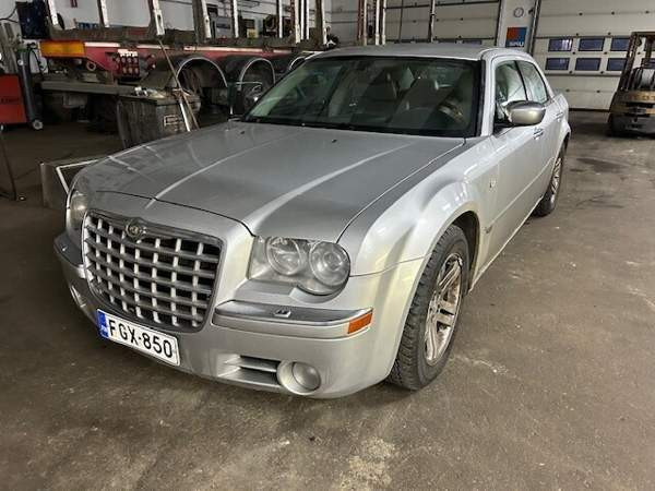 Chrysler 300C Kitee - valokuva 1