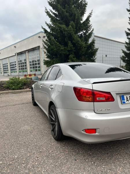 Lexus IS Helsinki - valokuva 6