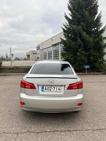 Lexus IS Helsinki - valokuva 5