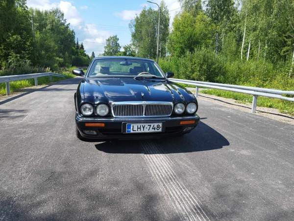 Jaguar Sovereign Йямся - изображение 3