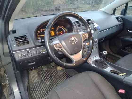 Toyota Avensis Pöytyä