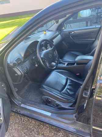 Mercedes-Benz 320 Коккола