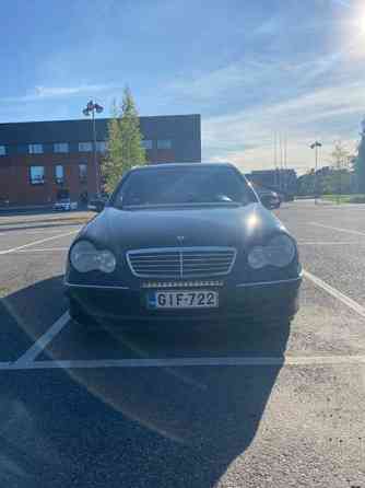 Mercedes-Benz 320 Коккола