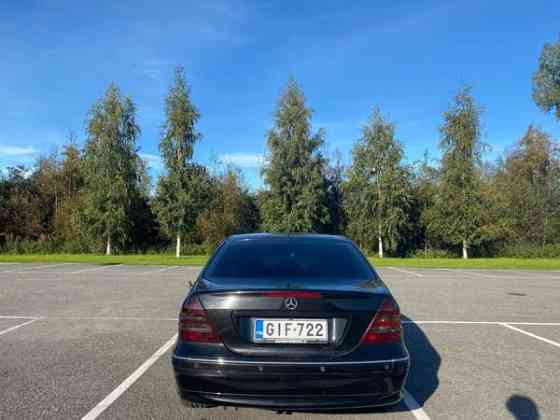 Mercedes-Benz 320 Коккола