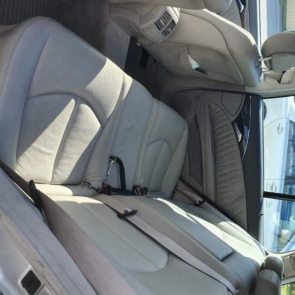 Mercedes-Benz E Sarov - valokuva 4