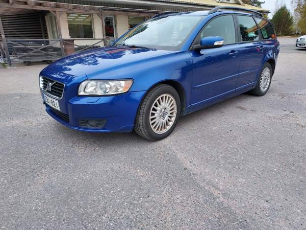 Volvo V50 Loppi - изображение 1